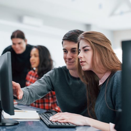 What Are the Best IT Courses to Take in Singapore For Career Growth?