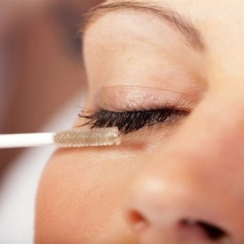 Eyelash Fortifying Serum: Strengthen and Nourish Your Lashes Naturally