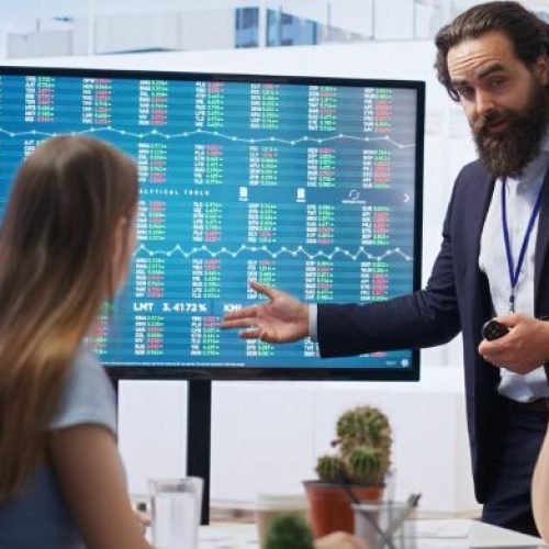 How Price Action Patterns Indicate Possible Market Reversals?