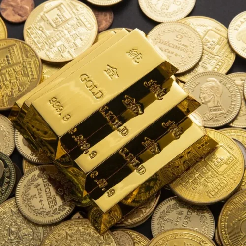 Why Gold Prices Rise and Fall in India?