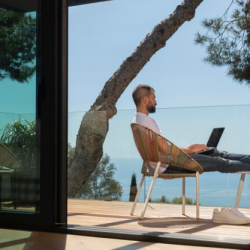 The Rise of Remote Work and Digital Nomadism: A New Era of Flexibility