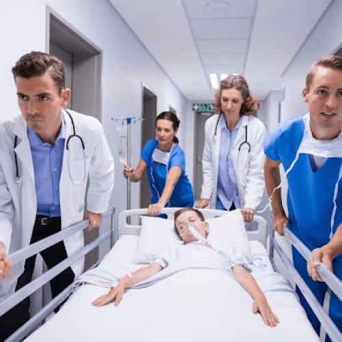 Common Medical Emergencies and Knowing When to Seek Immediate Care